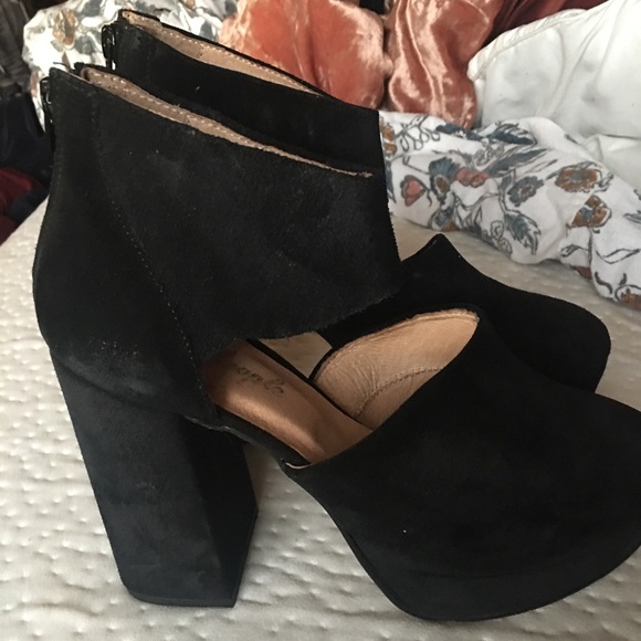 Free People Luxor Platforms round toe cutout black suede platform clog heels - Picture 11 of 12